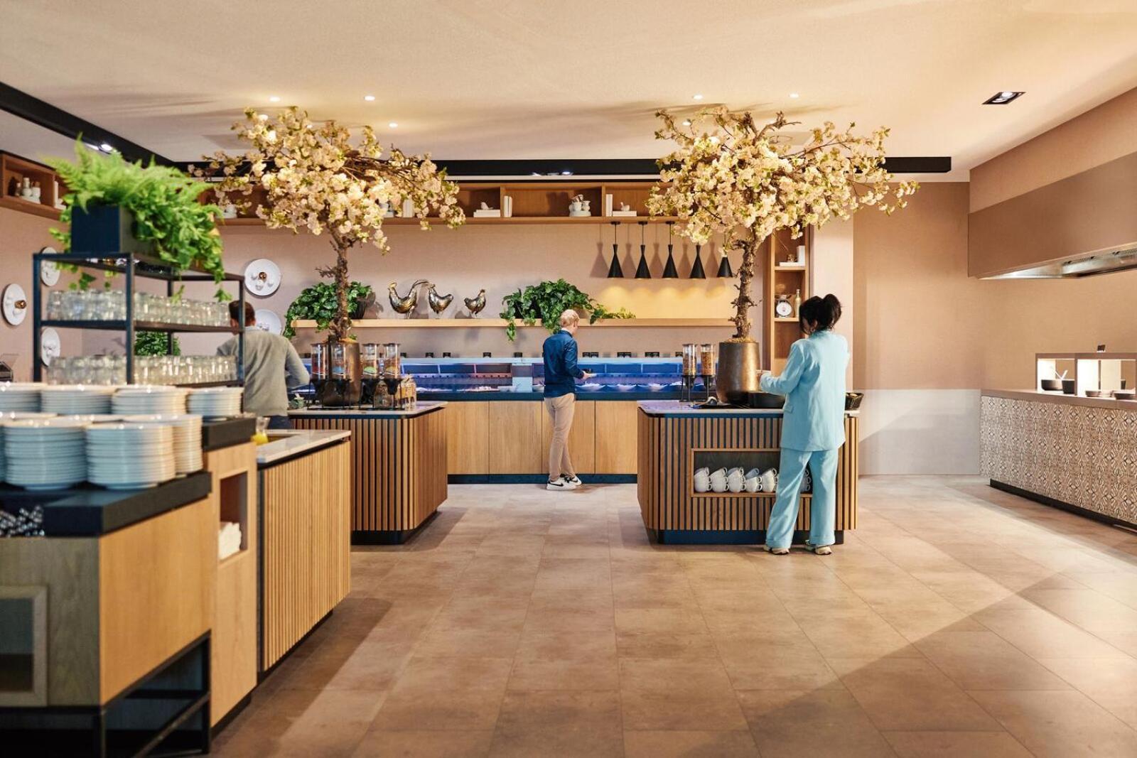 Van Der Valk Hotel Groningen-Hoogkerk Eelderwolde Dış mekan fotoğraf